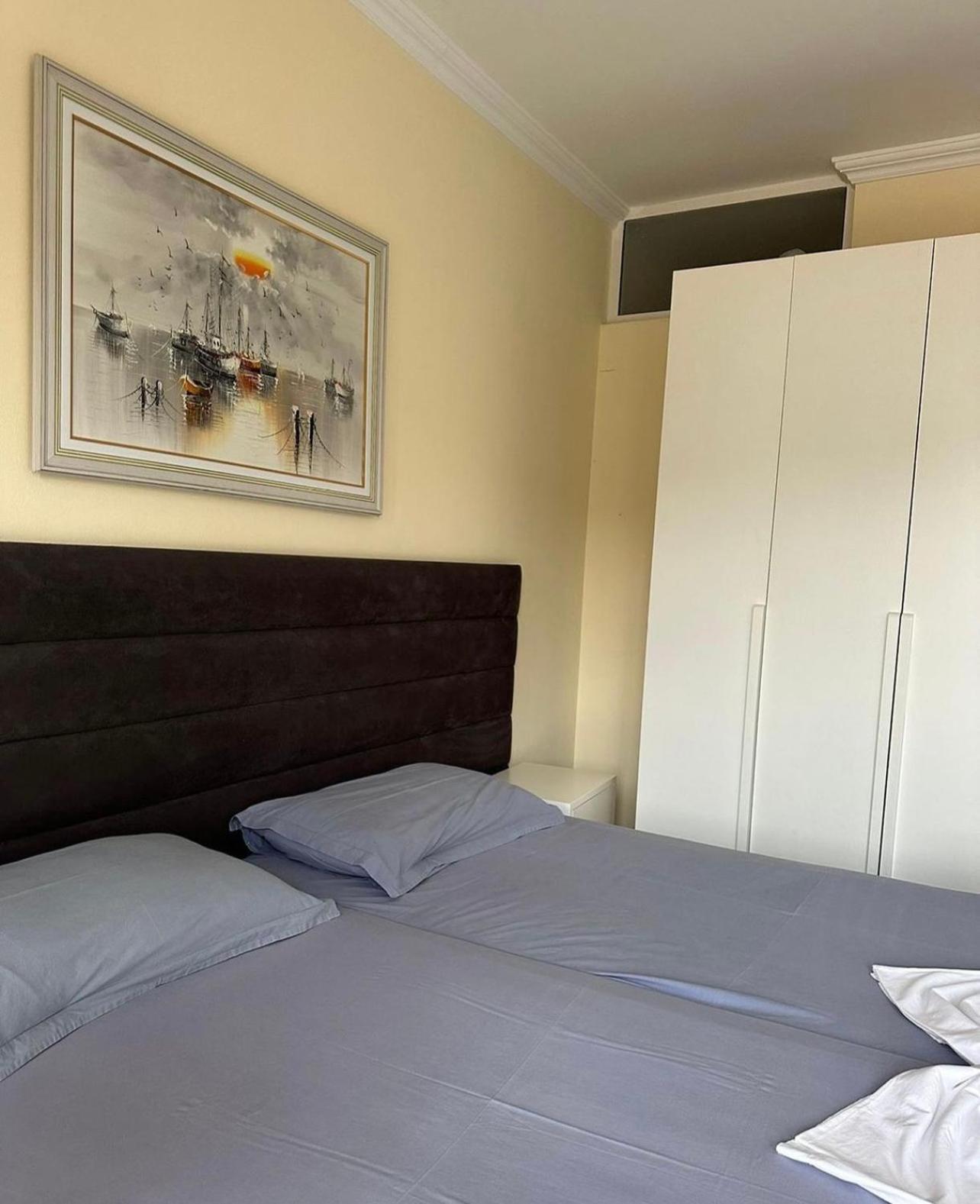 Deluxe Apartments With Balcony Shengjin Exterior photo